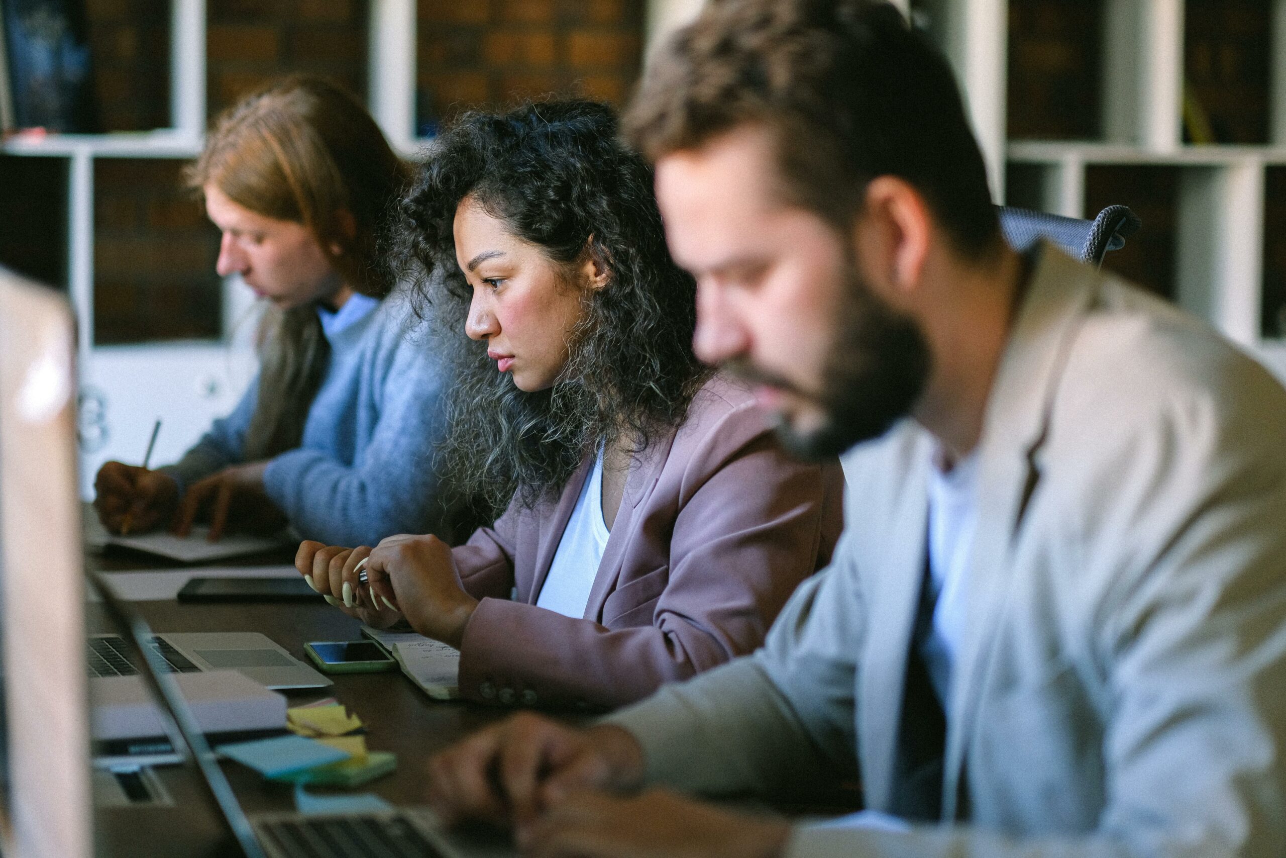 Offshore Insurance Support Teams for Claims Processing, Policy Admin, and Renewals