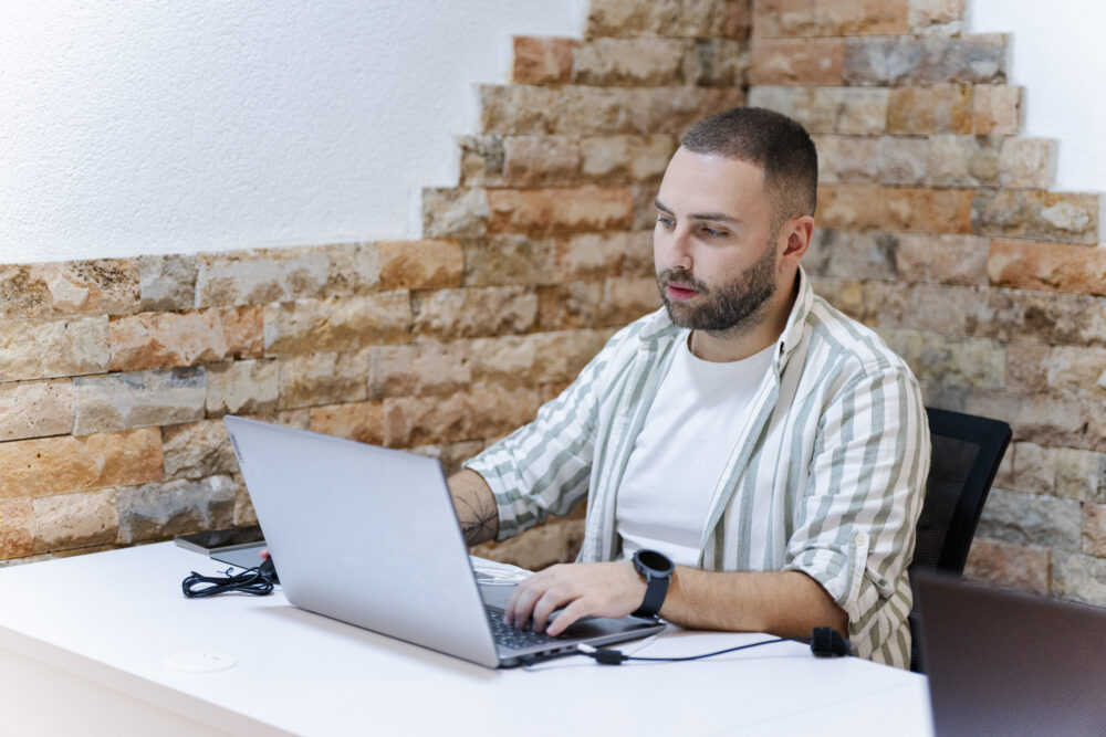 Real Estate Admin Outsourcing for Listing Coordination, CRM Updates, and Transaction Support