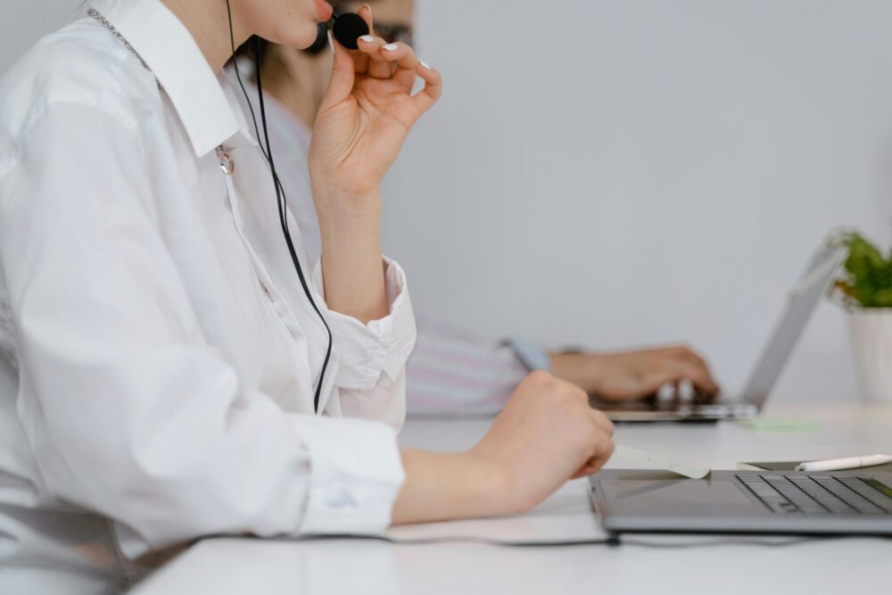 Logistics Outsourcing for Dispatch Support, Shipment Tracking, and Customer Updates
